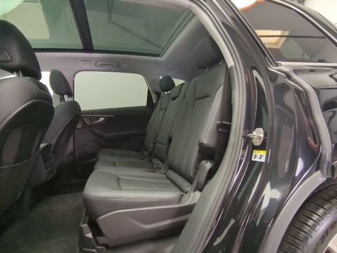 Used 2023 Audi Q7 3.0T Premium Plus w/ Premium Plus Package AWD/4WD image 28