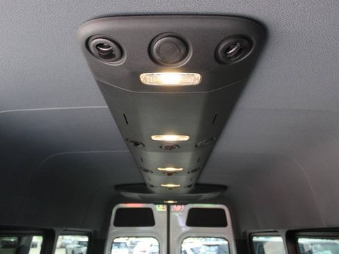 Used 2026 Mercedes-Benz Sprinter 2500 image 14