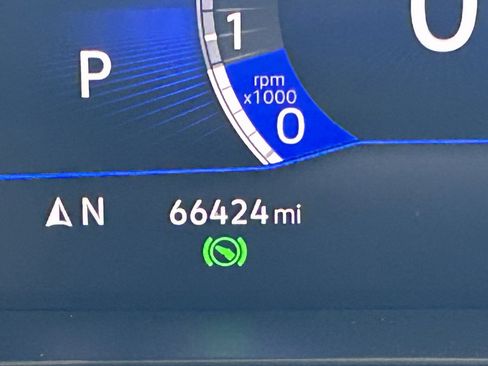 Used 2024 Volkswagen Taos SE image 27