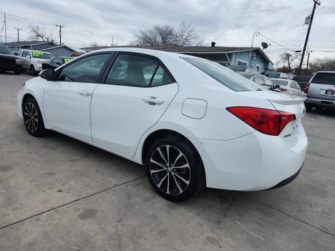 Used 2018 Toyota Corolla SE image 5