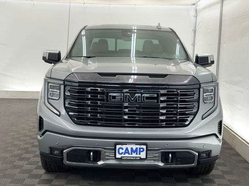 Used 2024 GMC Sierra 1500 Denali Ultimate image 9