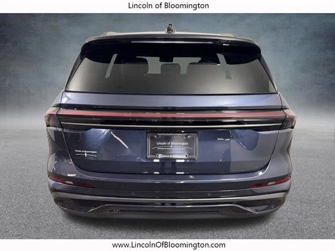 Used 2024 Lincoln Nautilus Reserve w/ Jet Appearance Package (87T) AWD/4WD image 7