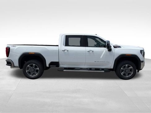 New 2026 GMC Sierra 2500 SLT w/ SLT Premium Package AWD/4WD image 8