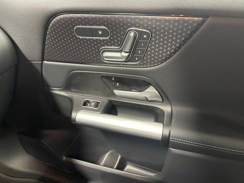 Used 2026 Mercedes-Benz GLA 250 4MATIC image 27