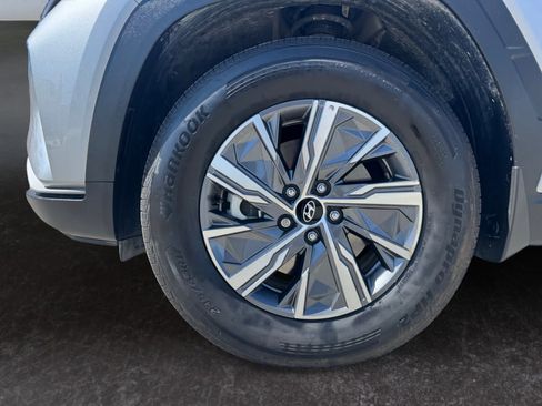 Used 2024 Hyundai Tucson Blue AWD/4WD image 9
