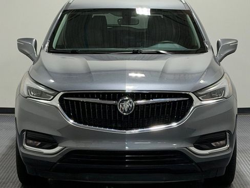 Used 2020 Buick Enclave Essence w/ Sound and Sites Package AWD/4WD image 3