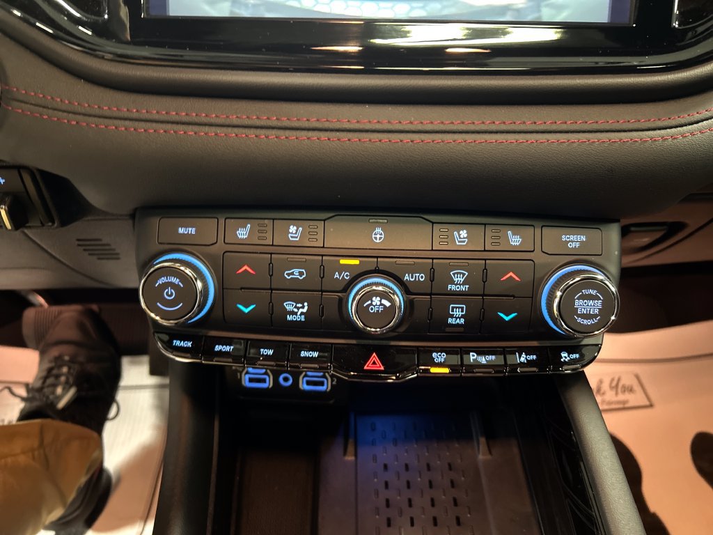 Used 2026 Dodge Durango GT AWD/4WD image 19