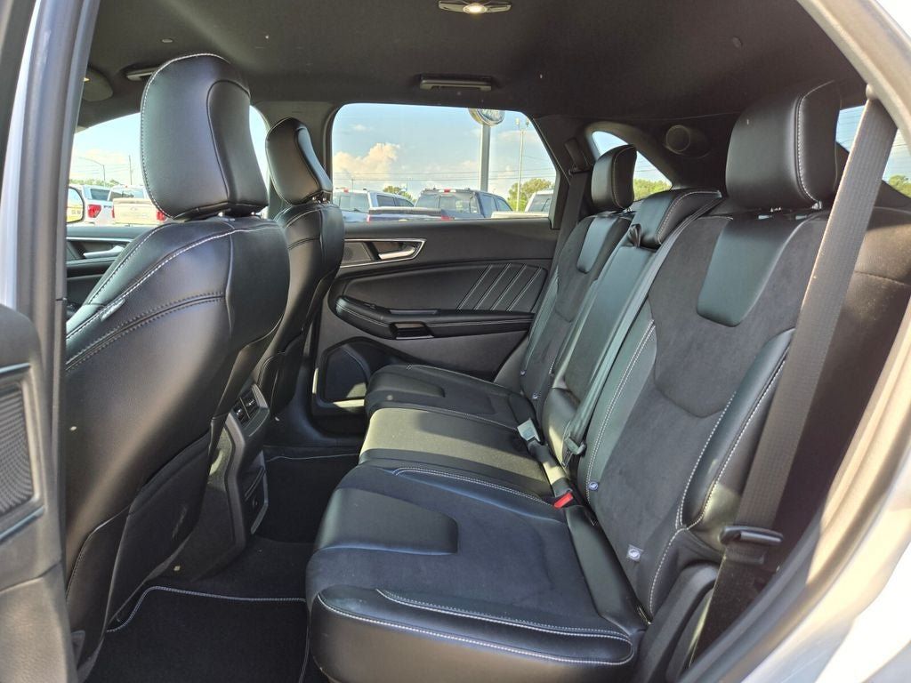 Used 2023 Ford Edge ST AWD/4WD image 13
