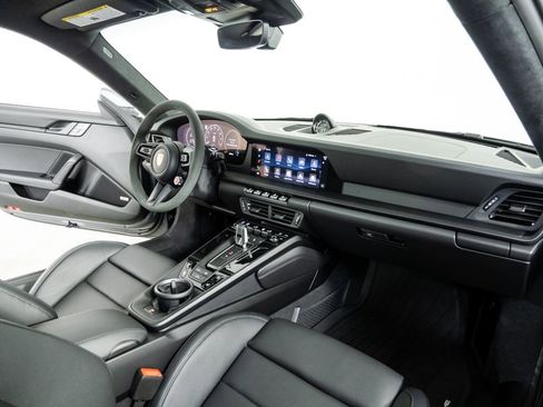 Certified 2026 Porsche 911 Carrera GTS RWD image 22