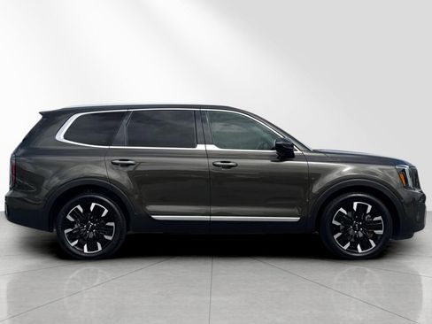 Used 2023 Kia Telluride SX Prestige AWD/4WD image 3