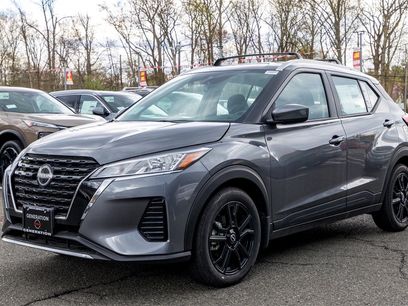New 2024 Nissan Kicks SV w/ Interior Electronics Package