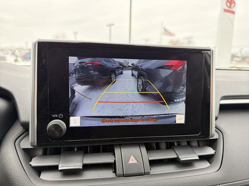 Used 2023 Toyota RAV4 XLE image 20