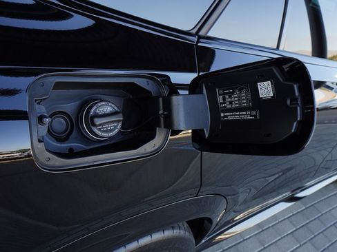 New 2026 Mercedes-Benz GLE 53 AMG 4MATIC Coupe image 12