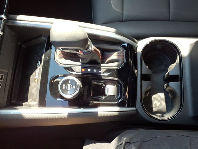 New 2026 Chevrolet Colorado Z71 w/ Technology Package AWD/4WD image 23
