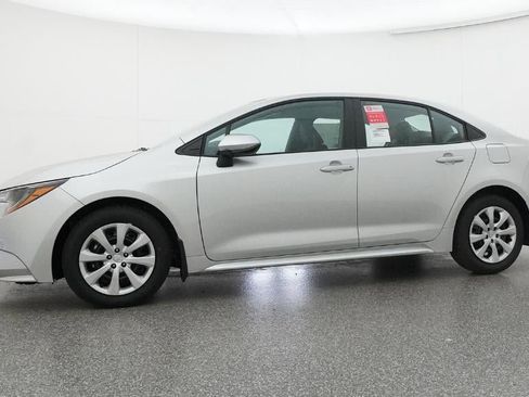 New 2026 Toyota Corolla LE image 18