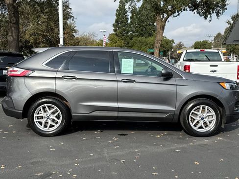 Used 2022 Ford Edge SEL image 2