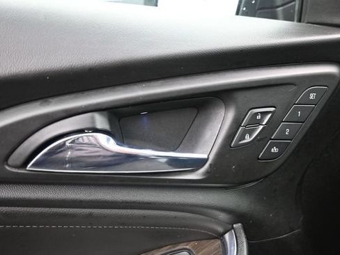 Used 2024 Chevrolet Malibu LT FWD image 12