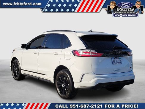 Certified 2022 Ford Edge SE w/ Black Appearance Package AWD/4WD image 3