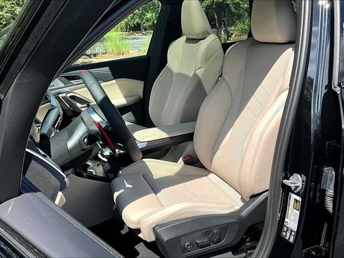 Used 2025 BMW X1 M35i w/ Premium Package AWD/4WD image 9