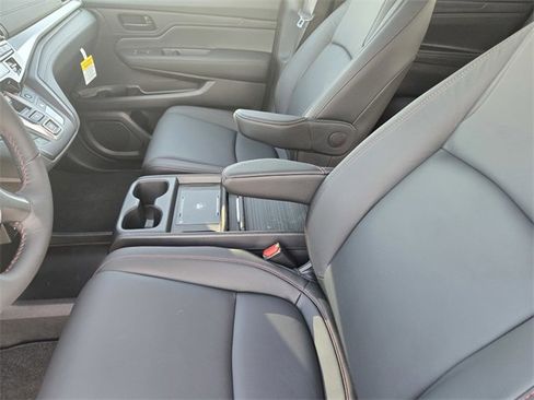 New 2026 Honda Odyssey Sport-L image 8