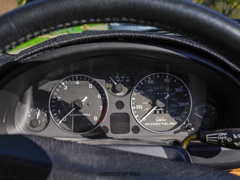 Used 1991 MAZDA MX-5 Miata Special Edition image 45