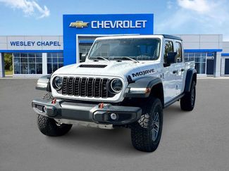 Used 2024 Jeep Gladiator Mojave AWD/4WD video 1