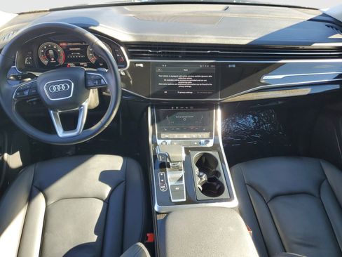 Used 2023 Audi Q7 3.0T Premium w/ Convenience Package image 11