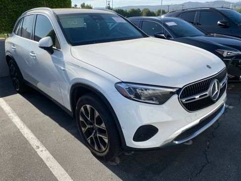 Certified 2025 Mercedes-Benz GLC 350e 4MATIC image 2