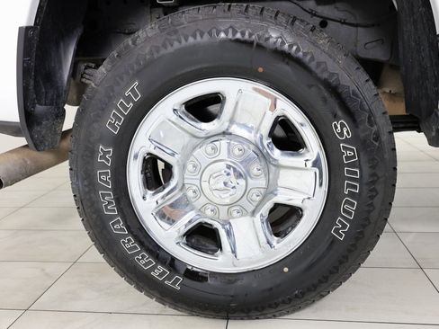 Used 2023 RAM 3500 Tradesman w/ Chrome Appearance Group image 12