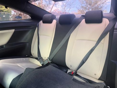 Used 2016 Honda Civic LX image 9