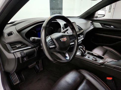 Used 2022 Cadillac CT4 V w/ Climate Package RWD image 13