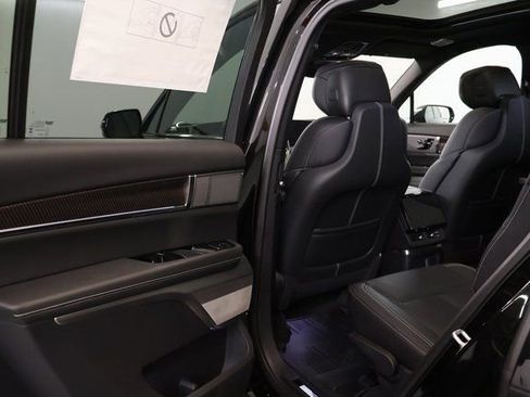 New 2026 Cadillac Vistiq Sport image 25