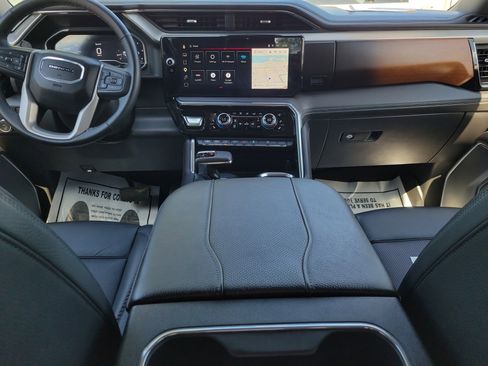 Certified 2025 GMC Sierra 1500 Denali w/ Denali Reserve Package AWD/4WD image 14