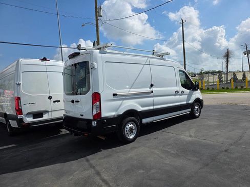 Used 2020 Ford Transit 250 Medium Roof AWD w/ Load Area Protection Package image 6