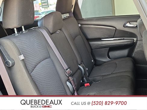 Used 2019 Dodge Journey SE w/ Connectivity Group FWD image 22