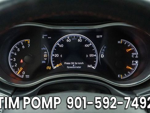 Used 2017 Jeep Grand Cherokee Trailhawk image 20