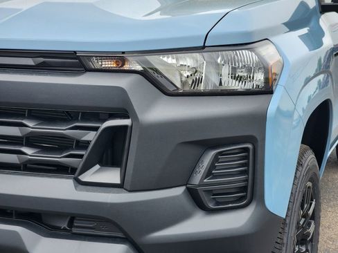 New 2025 Chevrolet Colorado W/T w/ WT Custom Package image 5