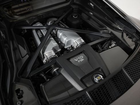 Used 2020 Audi R8 V10 performance image 27