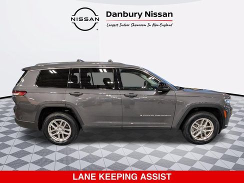 Used 2023 Jeep Grand Cherokee L Laredo w/ Luxury Tech Group I AWD/4WD image 2