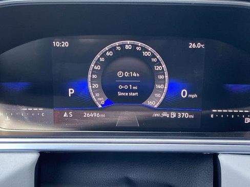 Used 2025 Volkswagen Taos SE FWD image 7