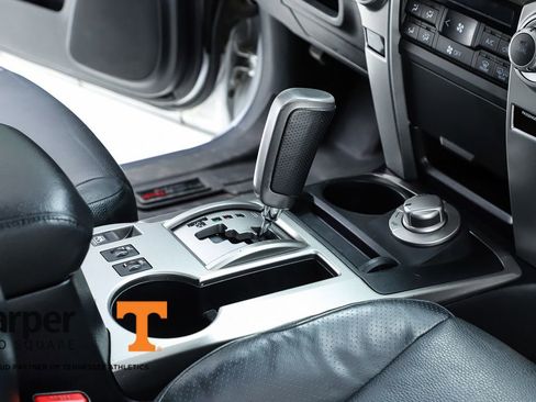 Used 2011 Toyota 4Runner Limited image 33