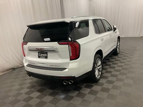 Used 2024 GMC Yukon Denali w/ Denali Reserve Package AWD/4WD image 2