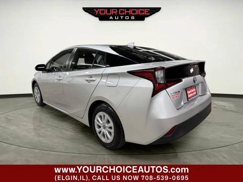 Used 2019 Toyota Prius LE w/ Carpet Mat Package FWD image 3