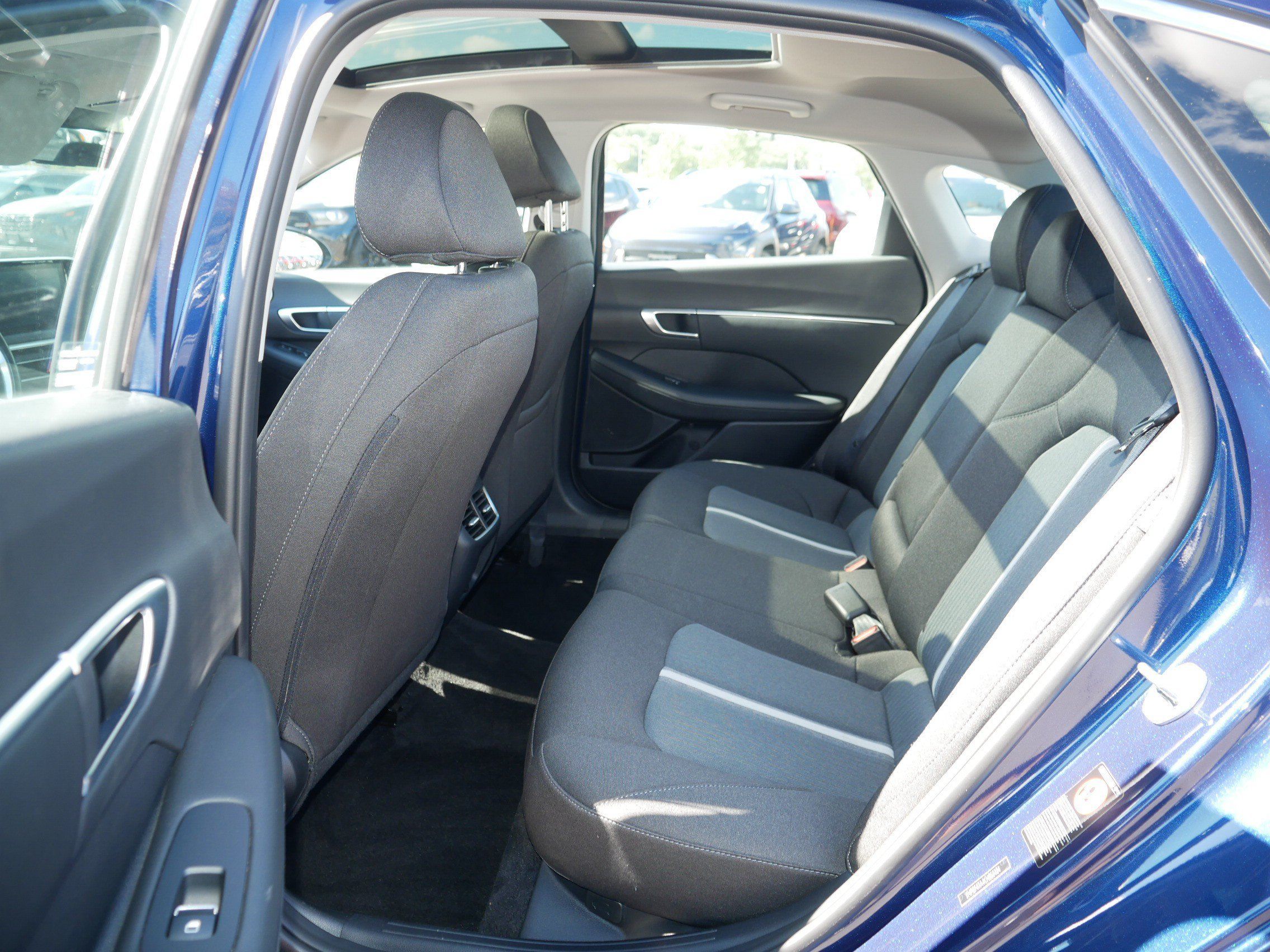 Used 2020 Hyundai Sonata SEL w/ Convenience + Sunroof Package FWD image 16