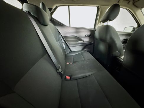 Used 2023 Nissan Kicks S image 26