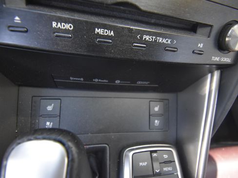 Used 2018 Lexus IS 300 F Sport RWD image 13