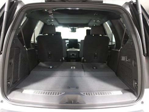 New 2026 GMC Yukon AT4 w/ AT4 Premium Plus Package AWD/4WD image 16