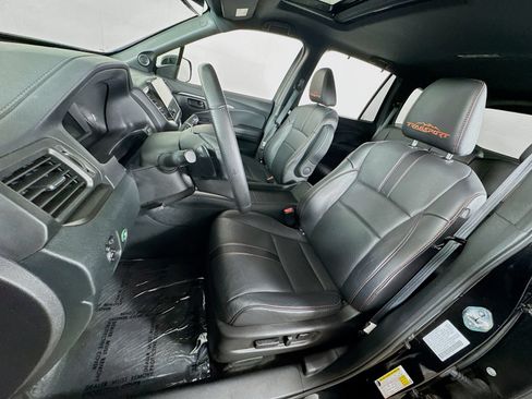 Used 2023 Honda Passport TrailSport image 12