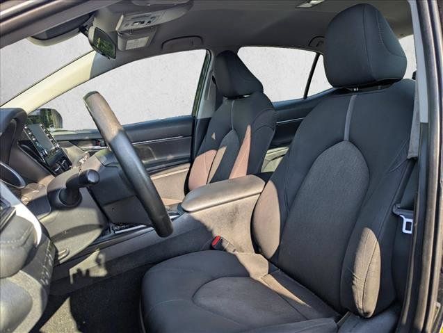 Used 2022 Toyota Camry LE FWD image 20