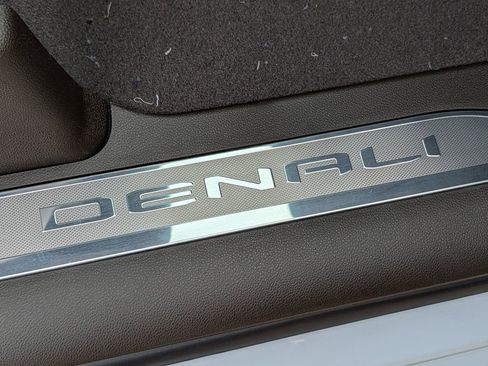 New 2026 GMC Sierra 1500 Denali w/ Denali Reserve Package AWD/4WD image 27